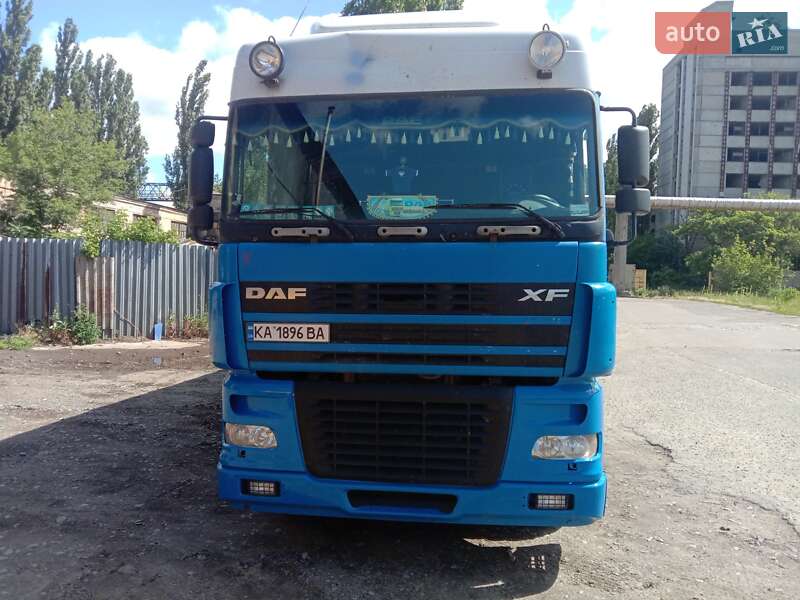 DAF 95 2004