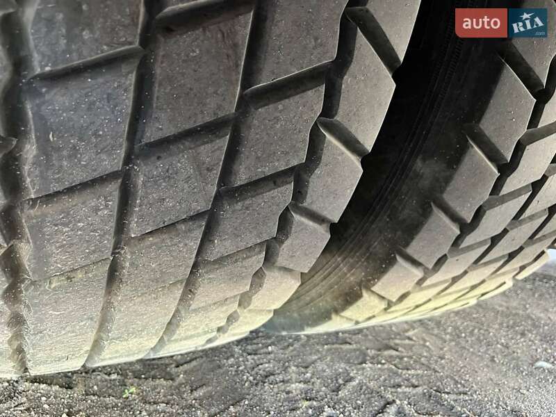 Вантажний фургон DAF 95 1996 в Полтаві