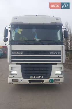 Тягач DAF 95 2002 в Чигирине