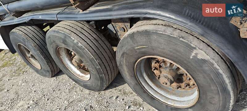 Тягач DAF 95 1999 в Днепре