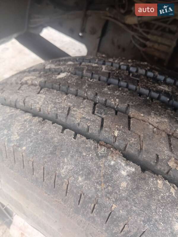 Грузовой фургон DAF 95 1995 в Днепре