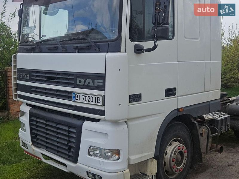 Тягач DAF 95 1999 в Машевке