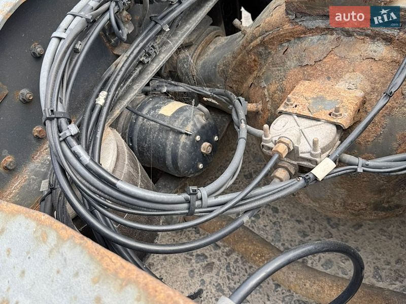 Тягач DAF 95 2006 в Ровно
