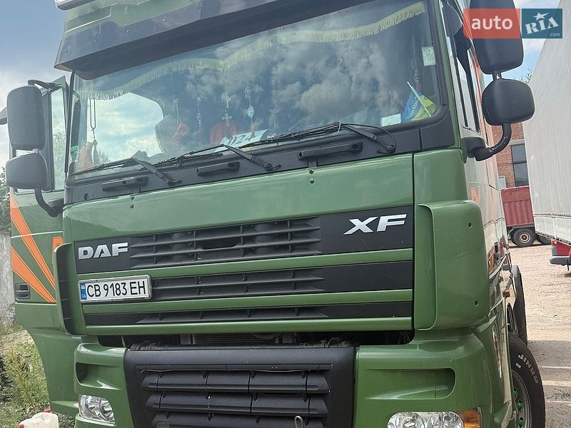 Тягач DAF 95 2004 в Прилуках
