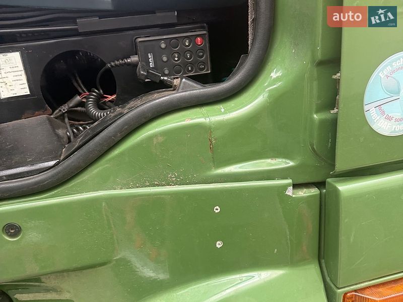 Тягач DAF 95 2004 в Прилуках