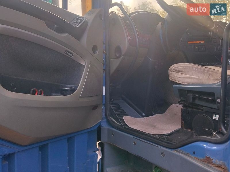 Тягач DAF 95 2005 в Кривом Роге