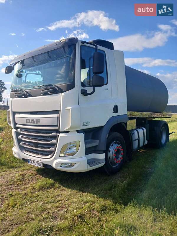 Цистерна DAF CF 290FT 2014 в Василькове