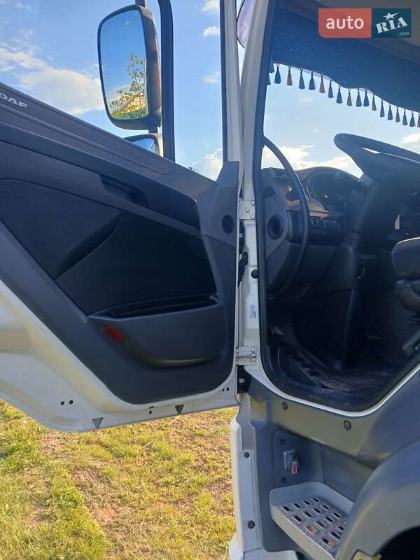 Цистерна DAF CF 290FT 2014 в Василькове