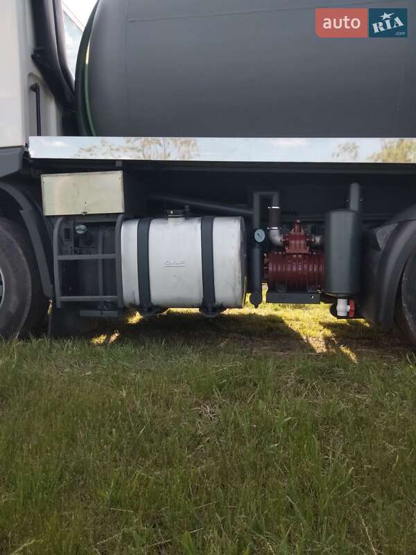 Машина ассенизатор (вакуумная) DAF CF 290FT 2014 в Василькове