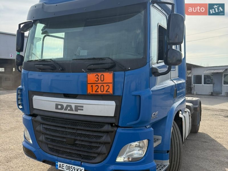 Тягач DAF CF 400FT 2014 в Днепре