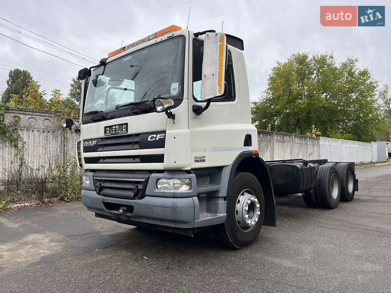 Тягач DAF CF 75 2013 в Киеве