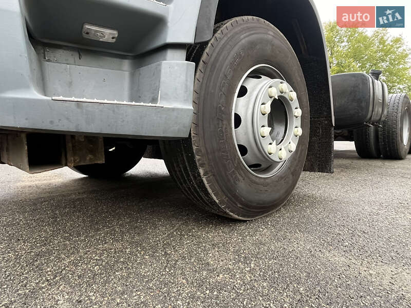 Тягач DAF CF 75 2013 в Киеве
