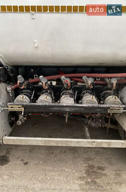 Бензовоз DAF CF 75 2001 в 