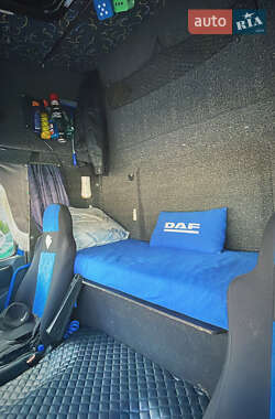 Тентований DAF CF 75 1998 в 