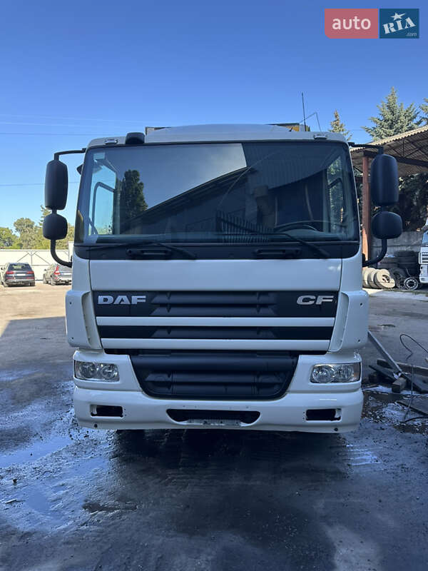 Контейнеровоз DAF CF 75 2008 в Черкасах