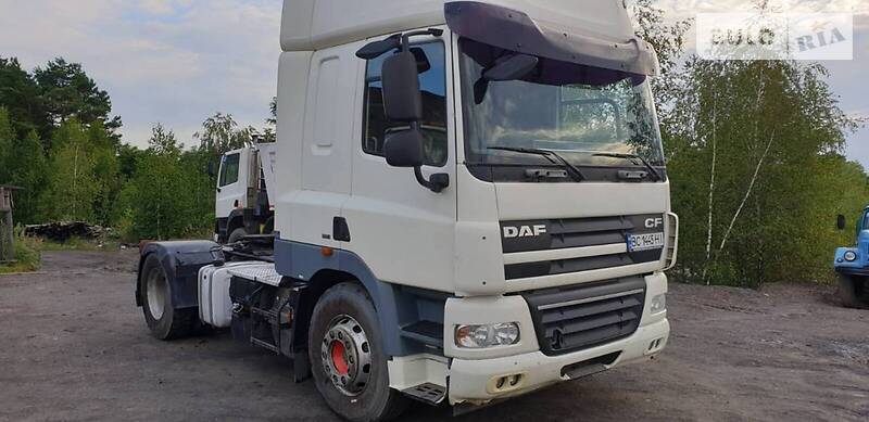 Тягач DAF CF 85 2008 в 