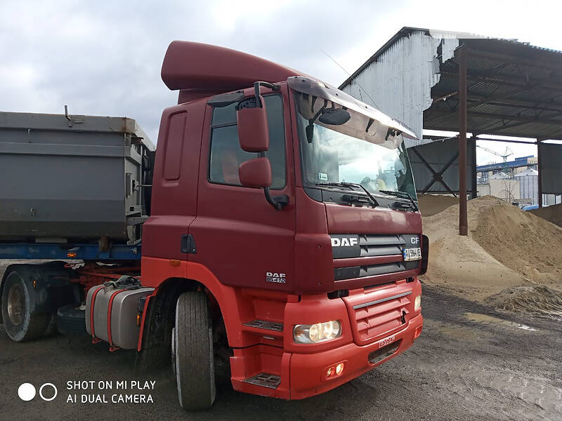 Тягач DAF CF 85 2010 в Ладижині фото 2 Тягач DAF CF 85 2010 в Ладижині