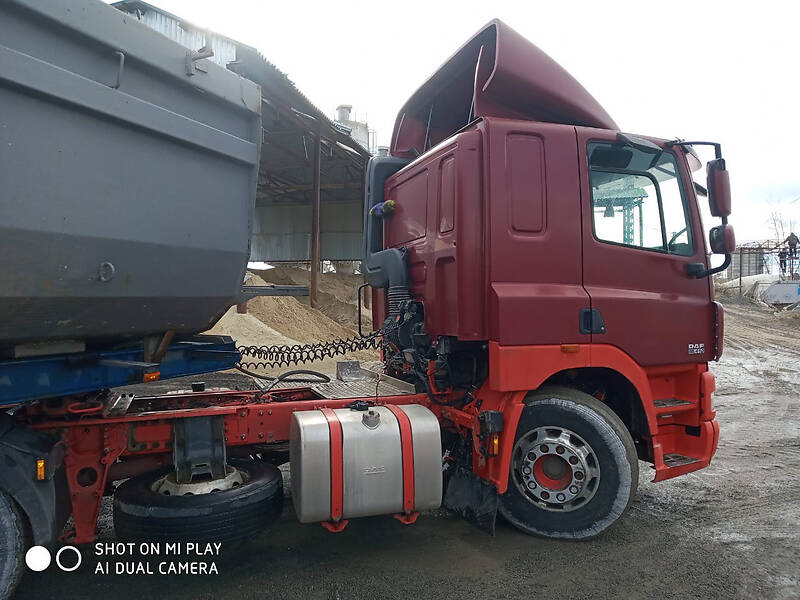 Тягач DAF CF 85 2010 в Ладижині фото 3 Тягач DAF CF 85 2010 в Ладижині