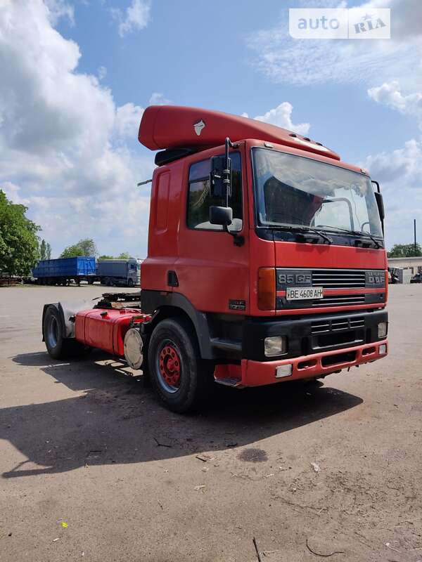 Тягач DAF CF 85 2001 в Новой Одессе