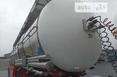 Тягач DAF CF 85 2011 в Черновцах