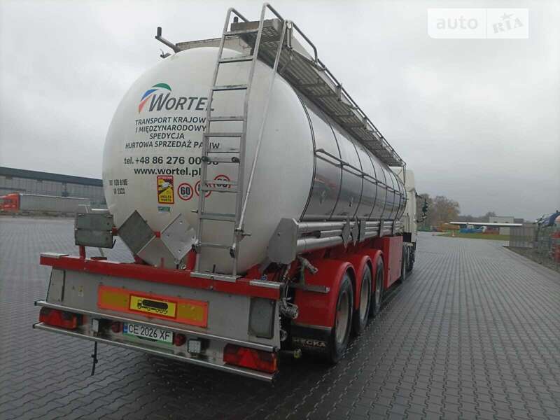 Тягач DAF CF 85 2011 в Чернівцях