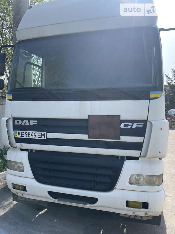 Тягач DAF CF 85 2003 в 