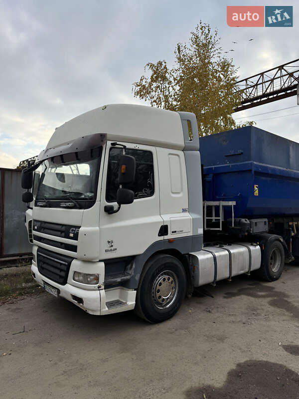 Тягач DAF CF 85 2008 в Хусте