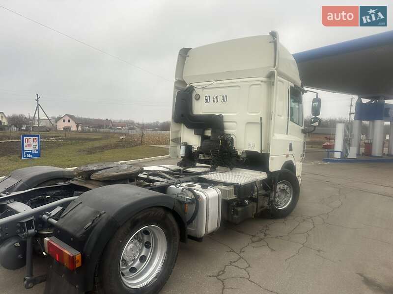 Тягач DAF CF 85 2011 в Прилуках