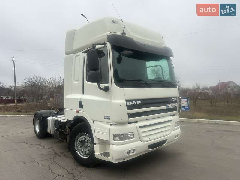 Тягач DAF CF 85 2011 в Прилуках