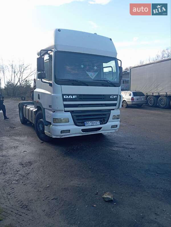 Тягач DAF CF 85 2003 в Шумске