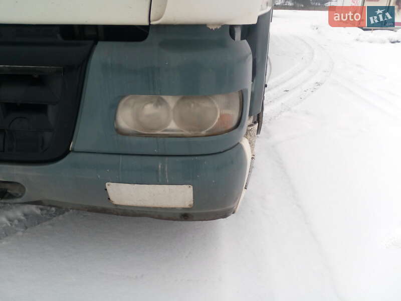 Тягач DAF CF 85 2006 в Дніпрі