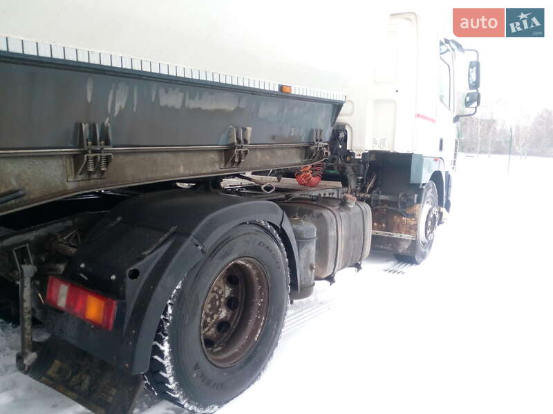 Тягач DAF CF 85 2006 в Дніпрі