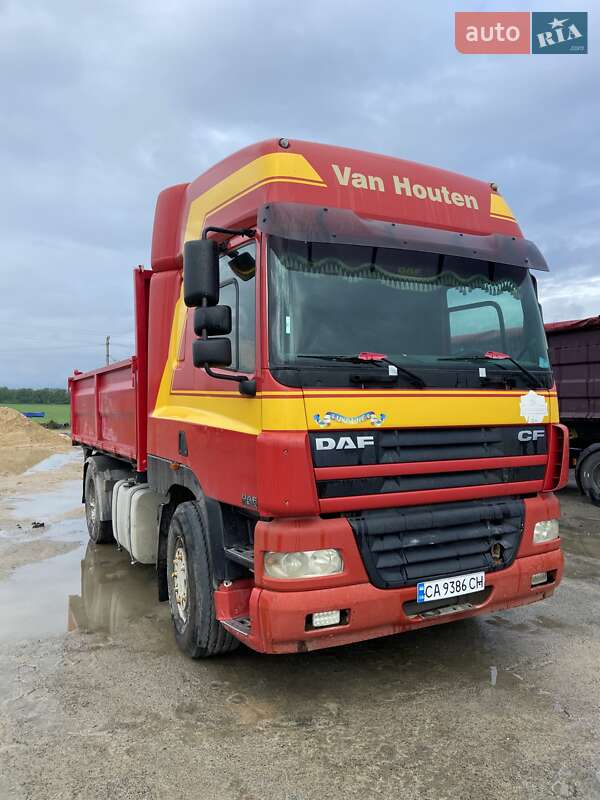 Самосвал DAF CF 85 2002 в Умани