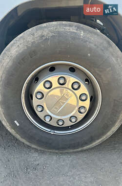 Тягач DAF CF 85 2012 в 