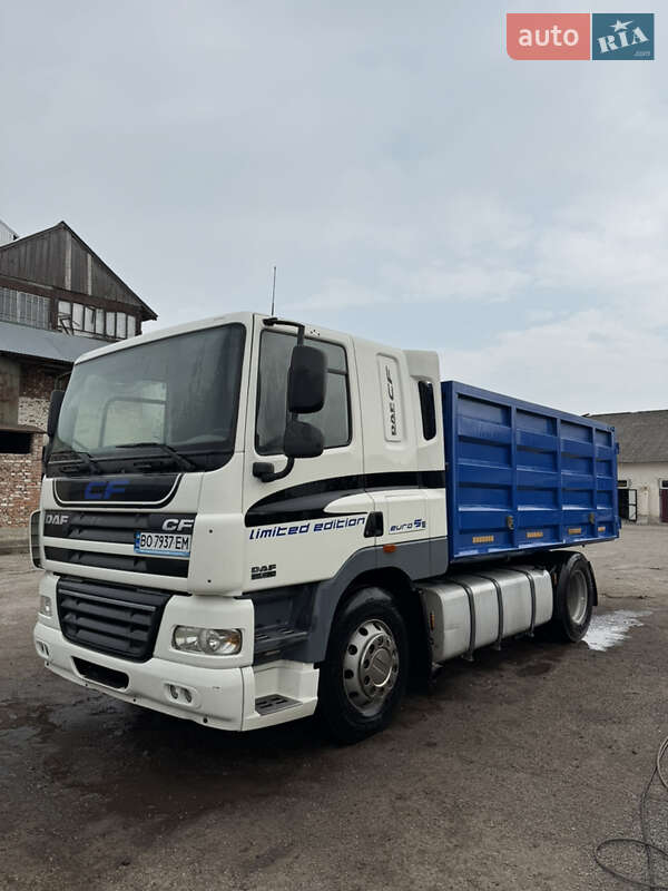 Самосвал DAF CF 85 2011 в 