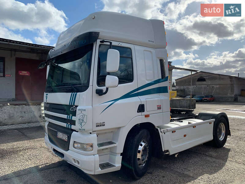 Тягач DAF CF 85 2011 в Львове