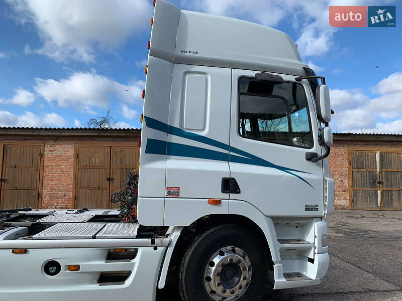 Тягач DAF CF 85 2011 в Львове