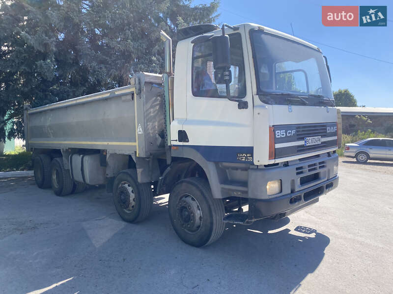 Самоскид DAF CF 85 2001 в Пустомитах