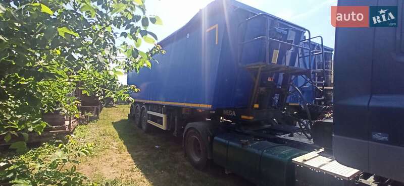 Тягач DAF CF 85 2009 в Борщеве