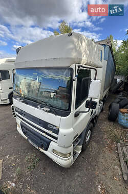 Тягач DAF CF 85 2004 в 
