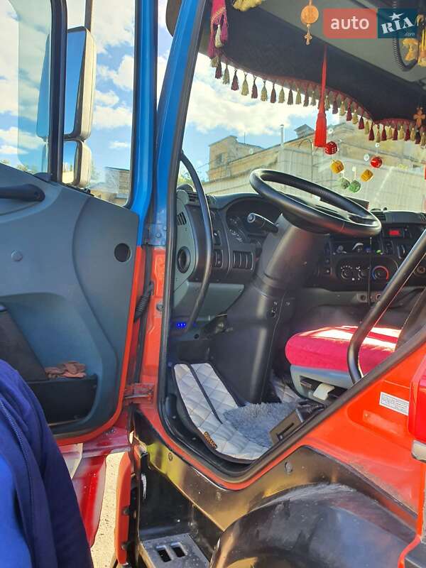 Вантажний фургон DAF CF 85 2005 в Києві