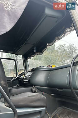 Тягач DAF CF 85 2004 в 