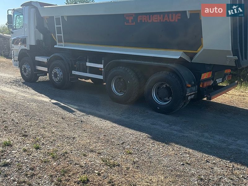 Самоскид DAF CF 85 2004 в Ужгороді