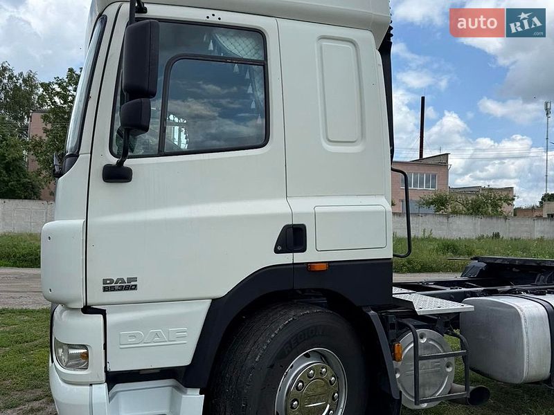 Тягач DAF CF 85 2004 в Гайвороне
