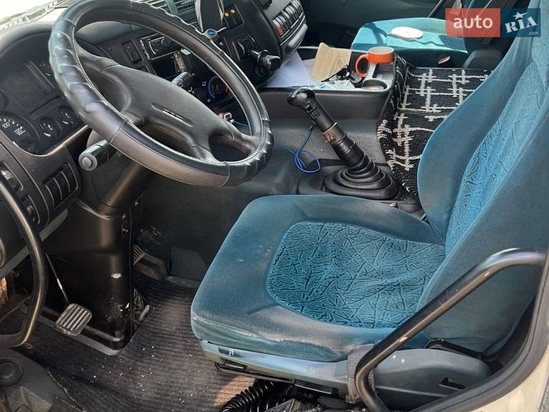 Самосвал DAF CF 85 2006 в Шумске