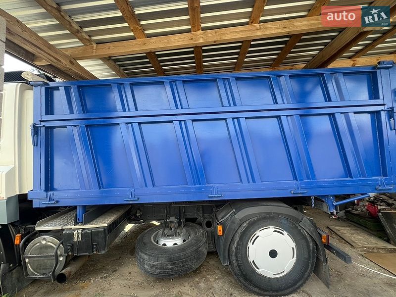 Самосвал DAF CF 85 2006 в Шумске
