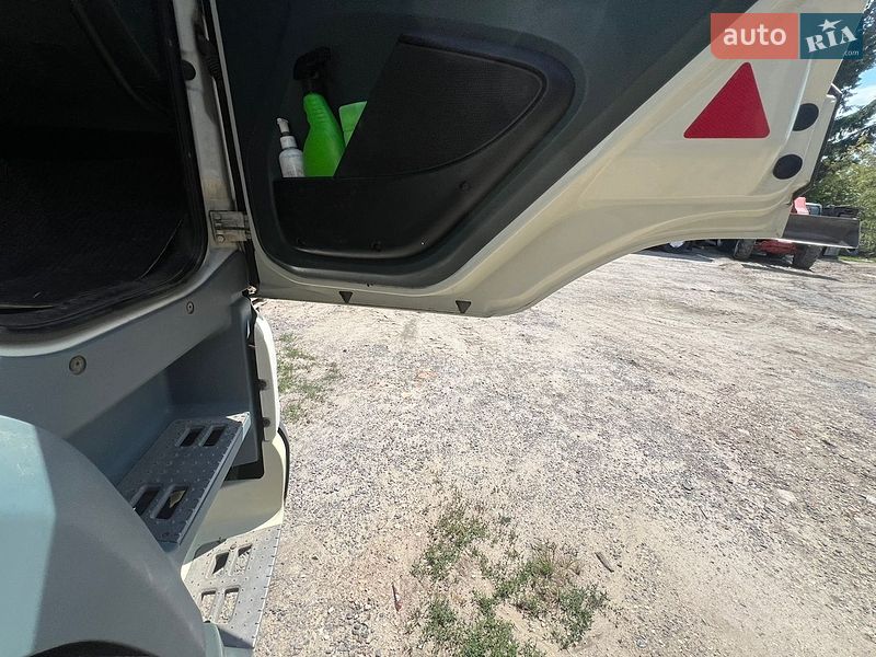 Самосвал DAF CF 85 2006 в Шумске