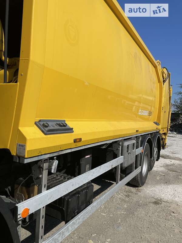 Мусоровоз DAF CF 2009 в Новомосковске