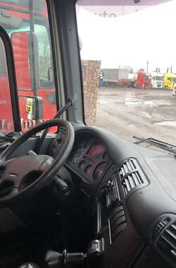 Тягач DAF CF 2006 в 