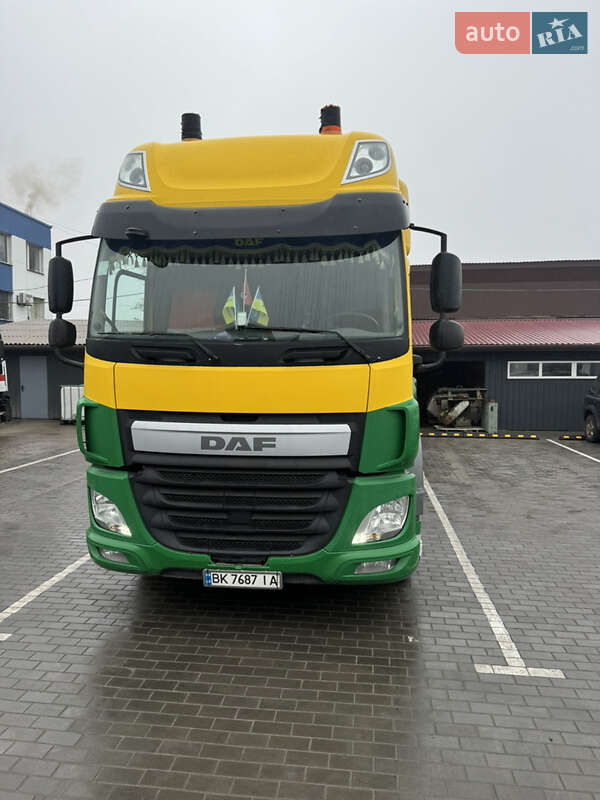 Тягач DAF CF 2013 в 